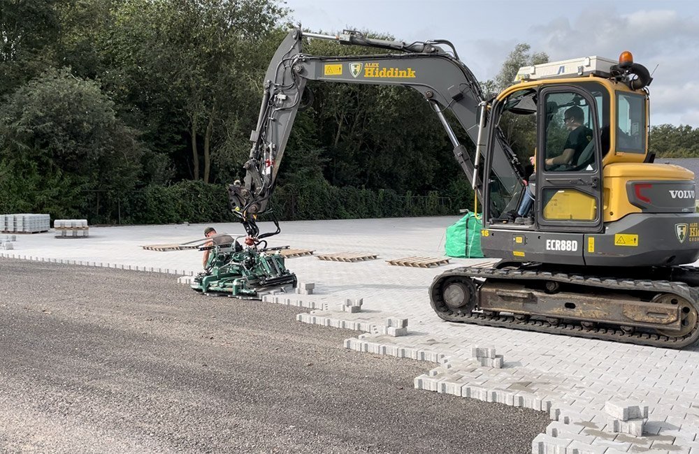 Hiddink project werkzaamheden buitenterrein Kingspan Winterswijk