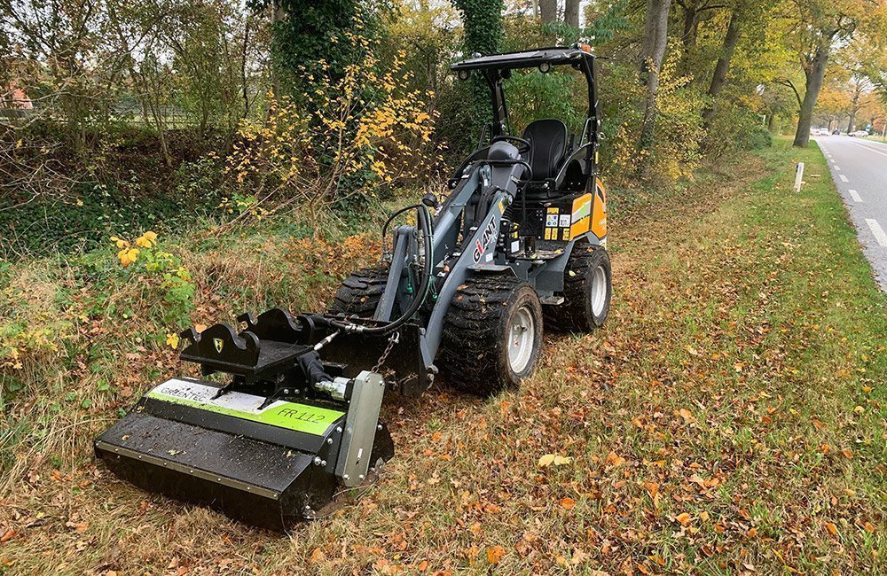 Laadschop Mini Shovel met klepelmaaier