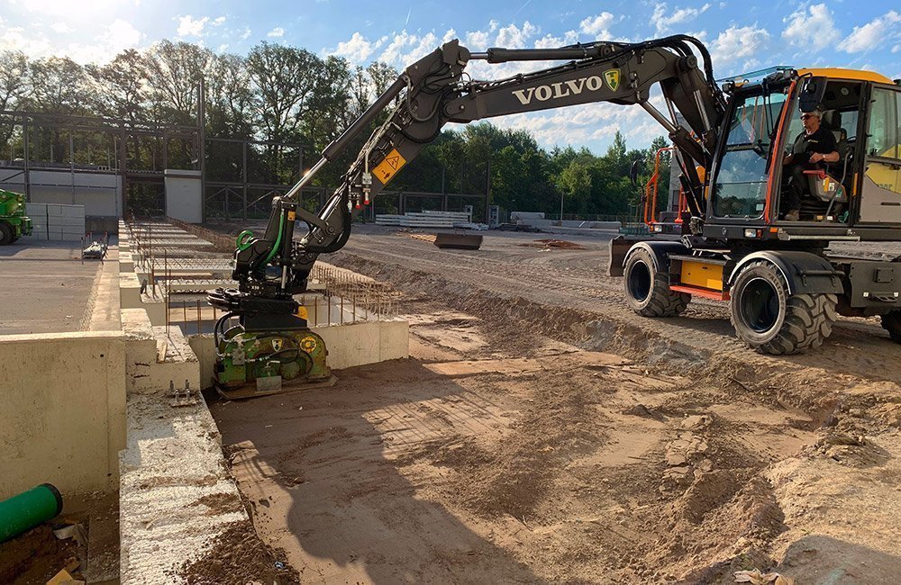 Hiddink Grondwerken verdichtingsmaterieel