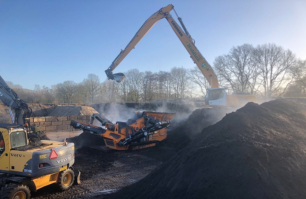 Machinepark Hiddink Grondwerken zeefinstallatie
